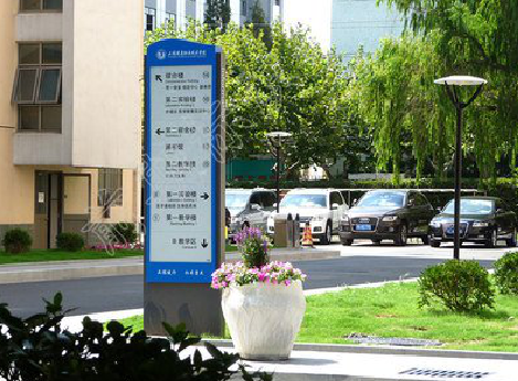 焦作哪些因素影响宣传栏的制作？